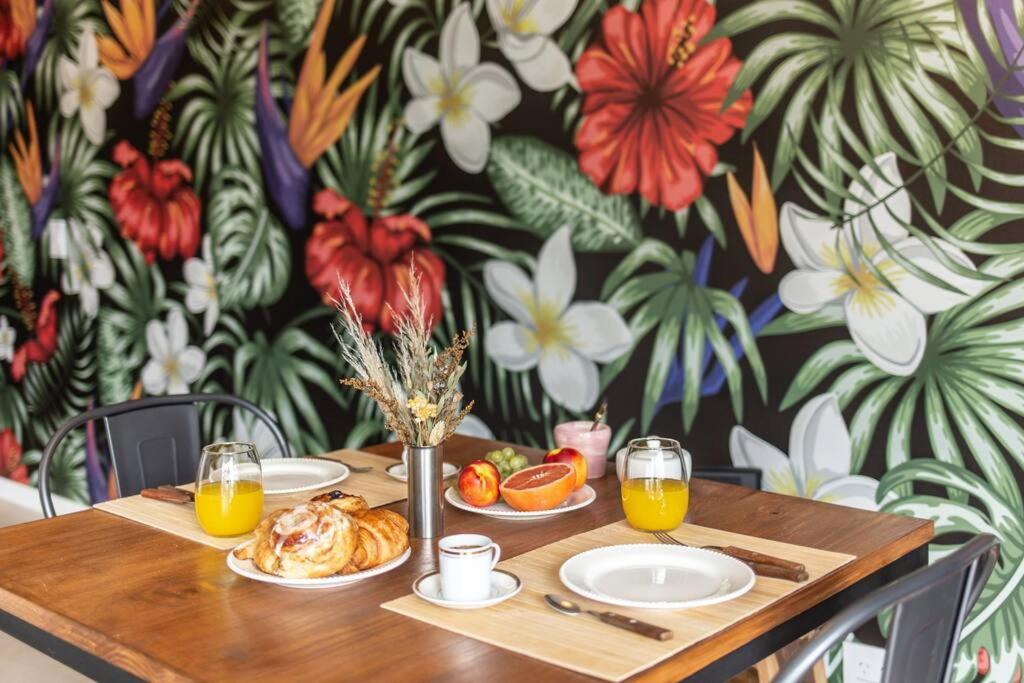Edu & Vini's Romantic In Palermo Soho *